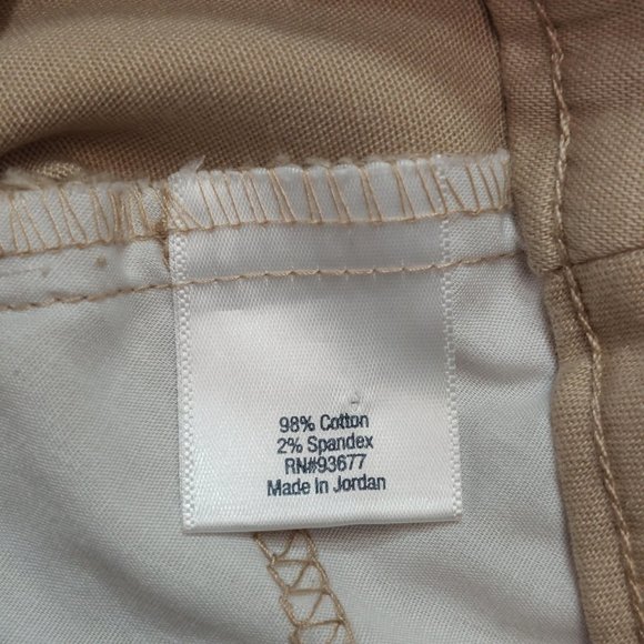 St. John's Bay Women's Shorts - Size 14 - Picture 6 of 7